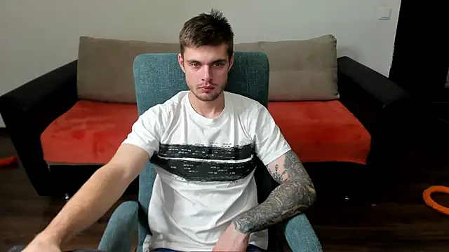 Snapshot of maks_wolfis chatting on December 9, 4:05 pm maks wolfis online show from December 9, 4:05 pm