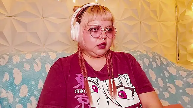 Satyn doll online show from May 15, 11:12 pm