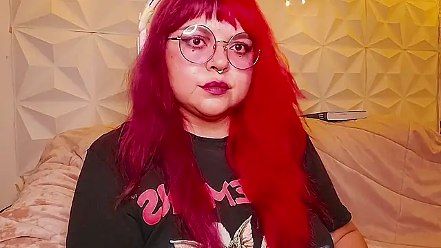 Snapshot of Satyn_doll chatting on July 16, 11:33 pm Satyn doll online show from July 16, 11:33 pm