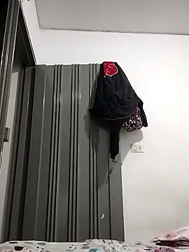 Anistmih99 online show from March 17, 8:01 pm