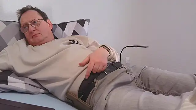 shymanhn online show from March 4, 12:33 pm