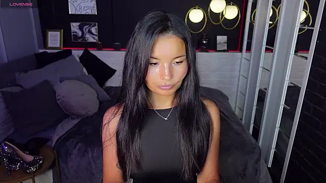 ErikaSoft online show from March 2, 5:44 am