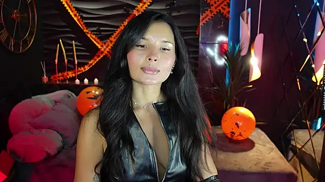 ErikaSoft online show from October 29, 1:35 pm