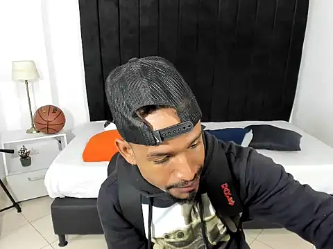 Snapshot of anhtony_wayans chatting on October 1, 12:16 am anhtony wayans online show from October 1, 12:16 am