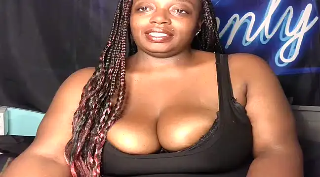 Snapshot of Cookie1019 chatting on February 16, 5:37 am Cookie1019 online show from February 16, 5:37 am