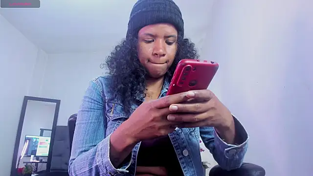 Ellie Alves online show from December 5, 2:58 pm