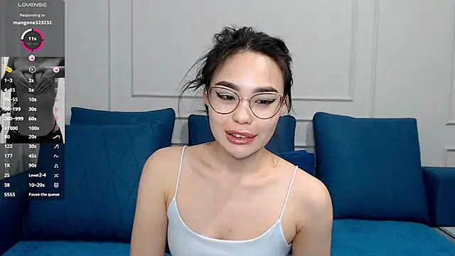 Snapshot of kwana_colada chatting on February 26, 3:41 pm kwana colada online show from February 26, 3:41 pm