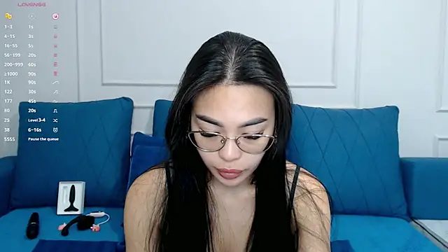 Snapshot of kwana_colada chatting on December 21, 9:27 am kwana colada online show from December 21, 9:27 am