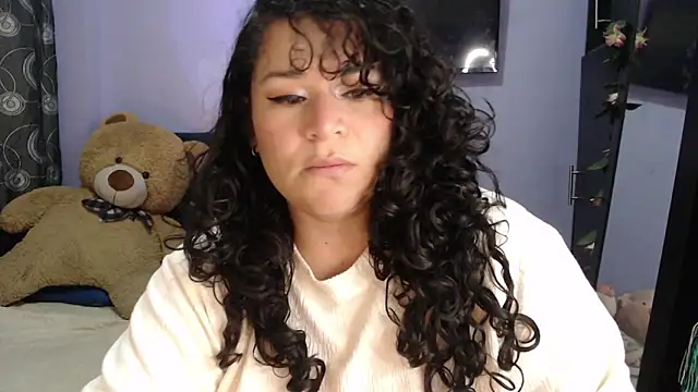 Snapshot of ANGELIQUE_KLANE chatting on May 5, 10:29 pm ANGELIQUE KLANE online show from May 5, 10:29 pm