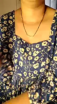 Snapshot of MumbaiMaskGirl chatting on December 14, 11:29 am MumbaiMaskGirl online show from December 14, 11:29 am