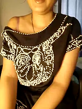 Snapshot of MumbaiMaskGirl chatting on December 15, 11:34 am MumbaiMaskGirl online show from December 15, 11:34 am