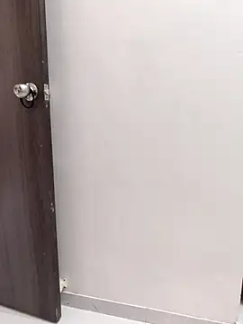 Snapshot of MumbaiMaskGirl chatting on February 25, 11:41 am MumbaiMaskGirl online show from February 25, 11:41 am