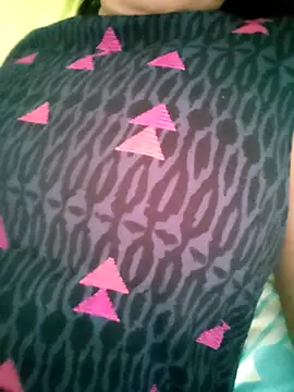 Snapshot of MumbaiMaskGirl chatting on February 28, 10:52 am MumbaiMaskGirl online show from February 28, 10:52 am