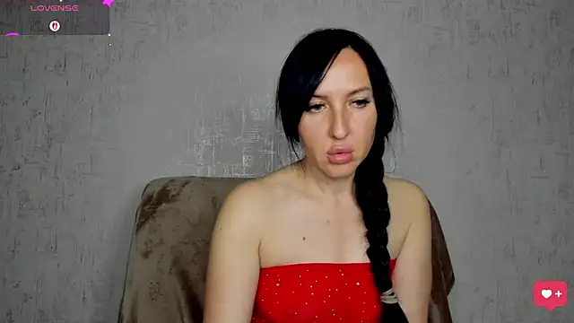 Snapshot of MissGulia chatting on July 21, 9:28 pm MissGulia online show from July 21, 9:28 pm