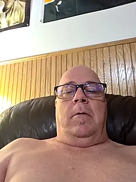 horny4you1 online show from November 20, 1:00 pm