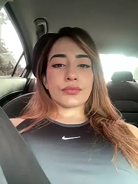 CATALINA RESTREPO online show from January 24, 7:49 pm