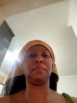 Snapshot of Bootyliciouse21X chatting on November 30, 1:53 am Bootyliciouse21X online show from November 30, 1:53 am