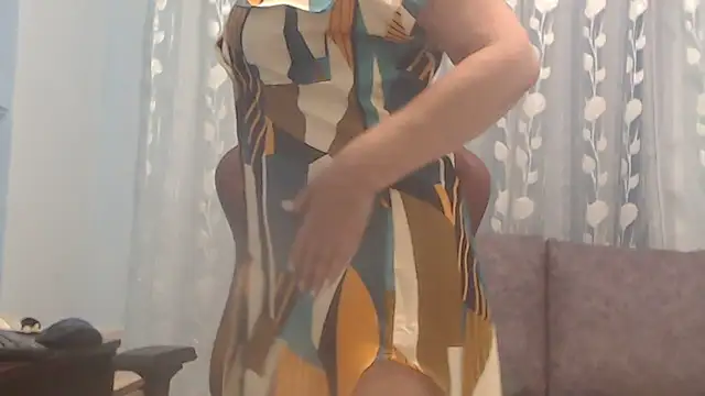 Snapshot of Alisa-Liza chatting on June 5, 7:52 pm Alisa-Liza online show from June 5, 7:52 pm