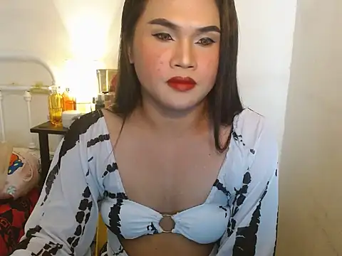 JustineBIGCUM online show from November 10, 8:35 am