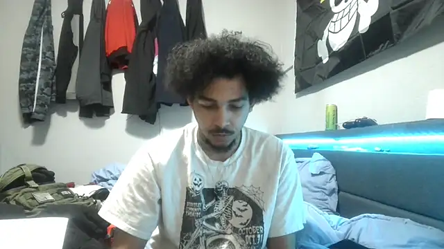 bigdickjojo69 online show from January 13, 10:15 pm