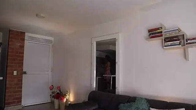  Vahos  online show from November 20, 5:12 pm