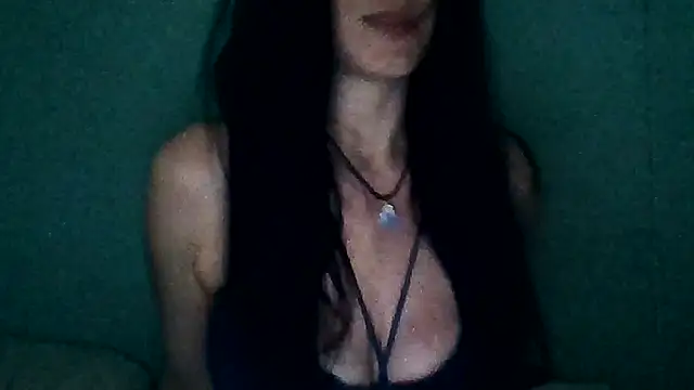 Snapshot of chicacastilla chatting on April 17, 7:44 am chicacastilla online show from April 17, 7:44 am