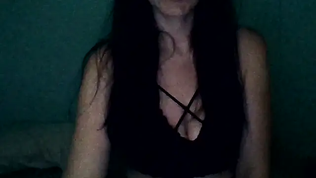 Snapshot of chicacastilla chatting on April 25, 6:49 am chicacastilla online show from April 25, 6:49 am