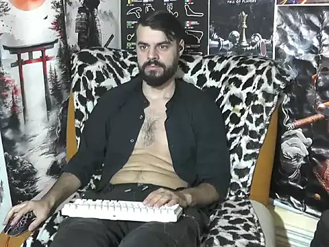 Snapshot of 00george chatting on November 30, 6:23 pm 00george online show from November 30, 6:23 pm