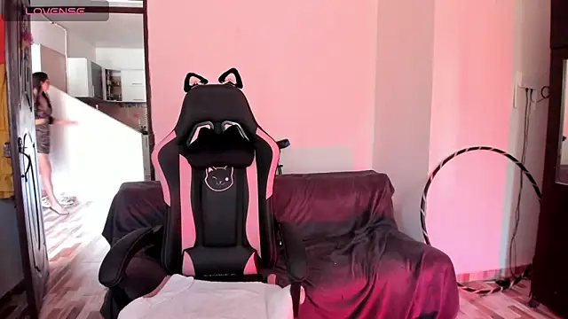 adrena 10 online show from February 11, 9:42 pm