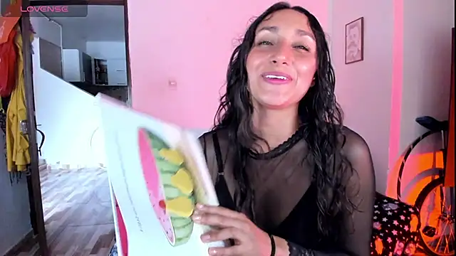 adrena 10 online show from March 3, 10:37 pm