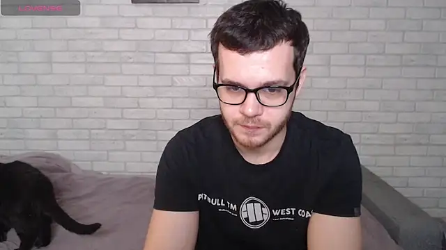 Alexxx horny online show from February 16, 8:10 am