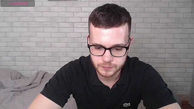 Alexxx horny online show from May 12, 3:09 pm