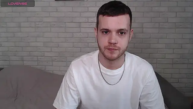 Alexxx horny online show from May 18, 9:26 am