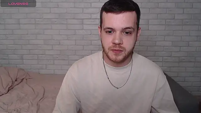 Alexxx horny online show from May 30, 11:18 am