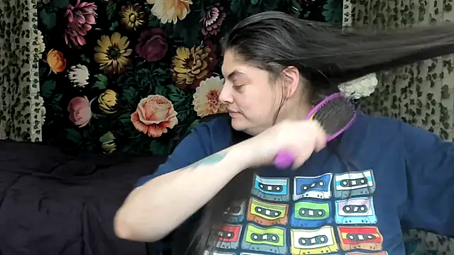 Snapshot of Exotic-Melons chatting on December 22, 11:52 pm Exotic-Melons online show from December 22, 11:52 pm