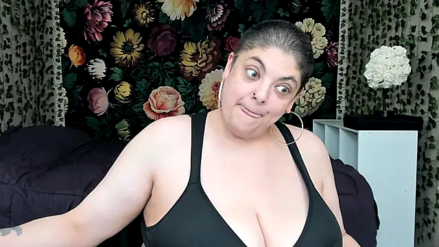 Snapshot of Exotic-Melons chatting on January 23, 11:04 am Exotic-Melons online show from January 23, 11:04 am