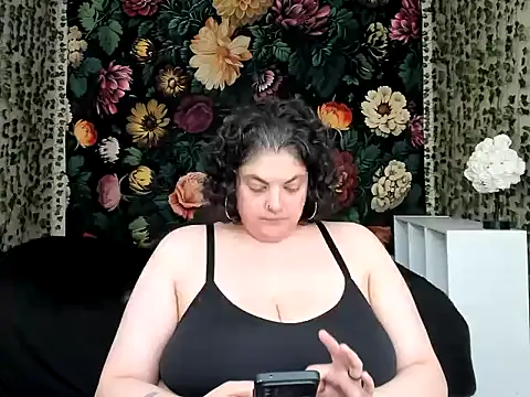 Exotic-Melons online show from June 25, 9:30 pm