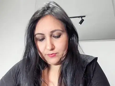 foxy-porn1 online show from June 1, 9:49 pm