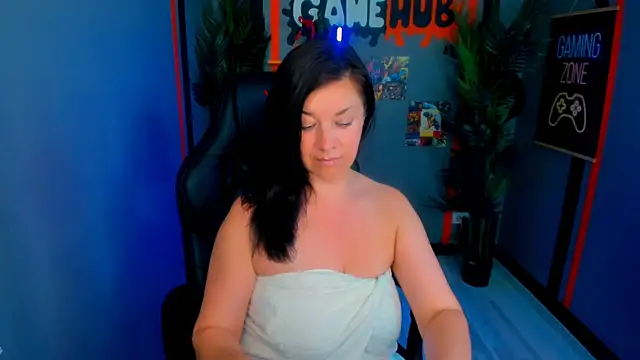 AnaMills online show from July 28, 3:21 pm
