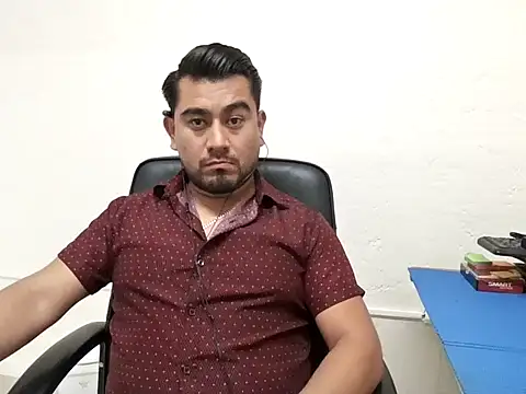youmanhorny online show from June 29, 5:02 pm