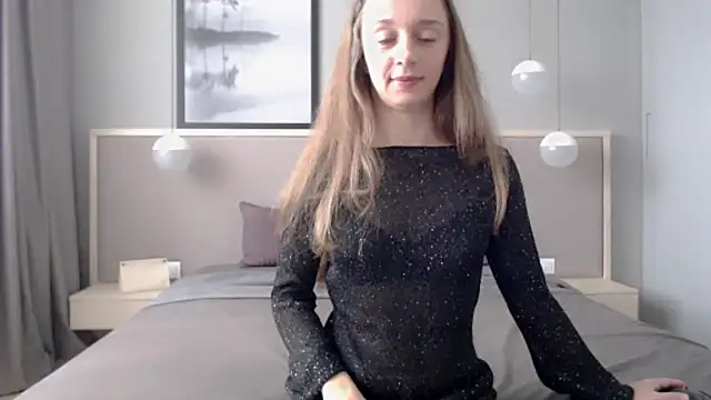 Snapshot of ShySchoolGirl chatting on October 26, 11:16 am ShySchoolGirl online show from October 26, 11:16 am