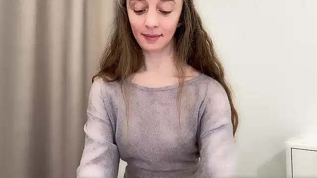 Snapshot of ShySchoolGirl chatting on December 19, 3:19 pm ShySchoolGirl online show from December 19, 3:19 pm