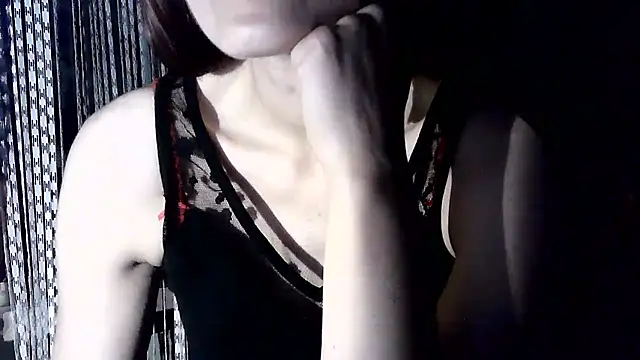 Snapshot of Katesweetkate chatting on June 19, 9:51 pm Katesweetkate online show from June 19, 9:51 pm