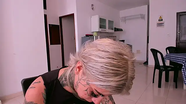 Snapshot of handipandapok chatting on January 16, 3:24 pm handipandapok online show from January 16, 3:24 pm