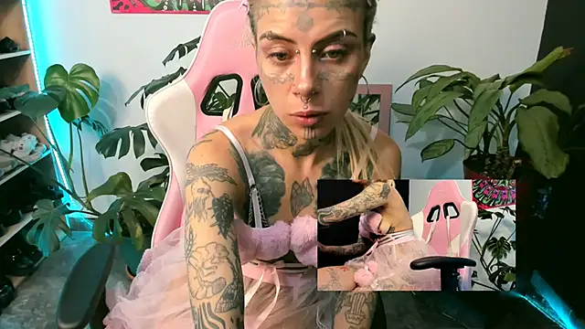 Snapshot of handipandapok chatting on March 1, 4:26 am handipandapok online show from March 1, 4:26 am