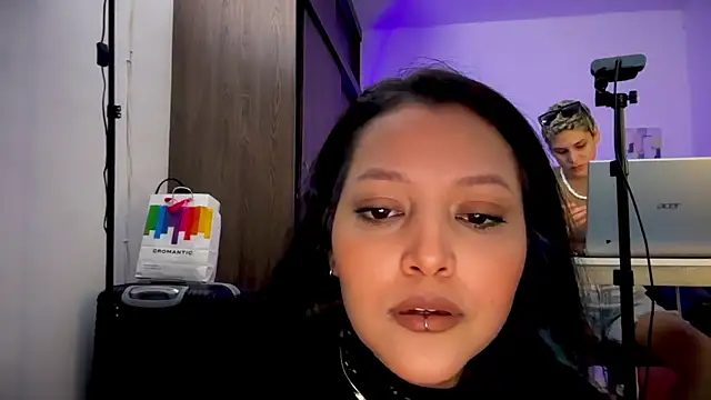 Snapshot of MarcellaGriffin chatting on November 4, 8:52 pm MarcellaGriffin online show from November 4, 8:52 pm
