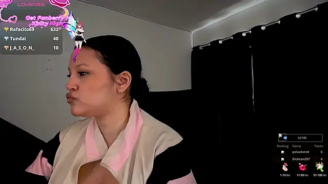 Snapshot of MarcellaGriffin chatting on December 1, 6:02 pm MarcellaGriffin online show from December 1, 6:02 pm