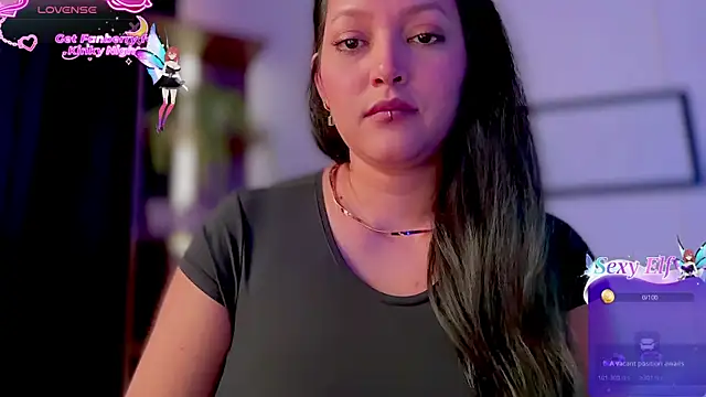 Snapshot of MarcellaGriffin chatting on May 15, 5:31 pm MarcellaGriffin online show from May 15, 5:31 pm