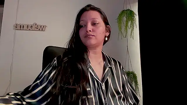 Snapshot of MarcellaGriffin chatting on July 12, 5:26 pm MarcellaGriffin online show from July 12, 5:26 pm