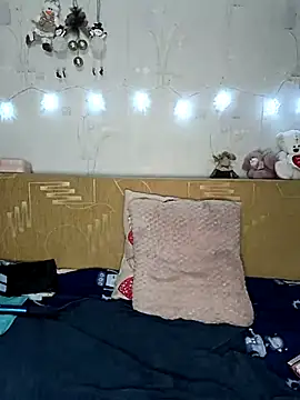 Katti Kissa online show from December 20, 6:37 pm